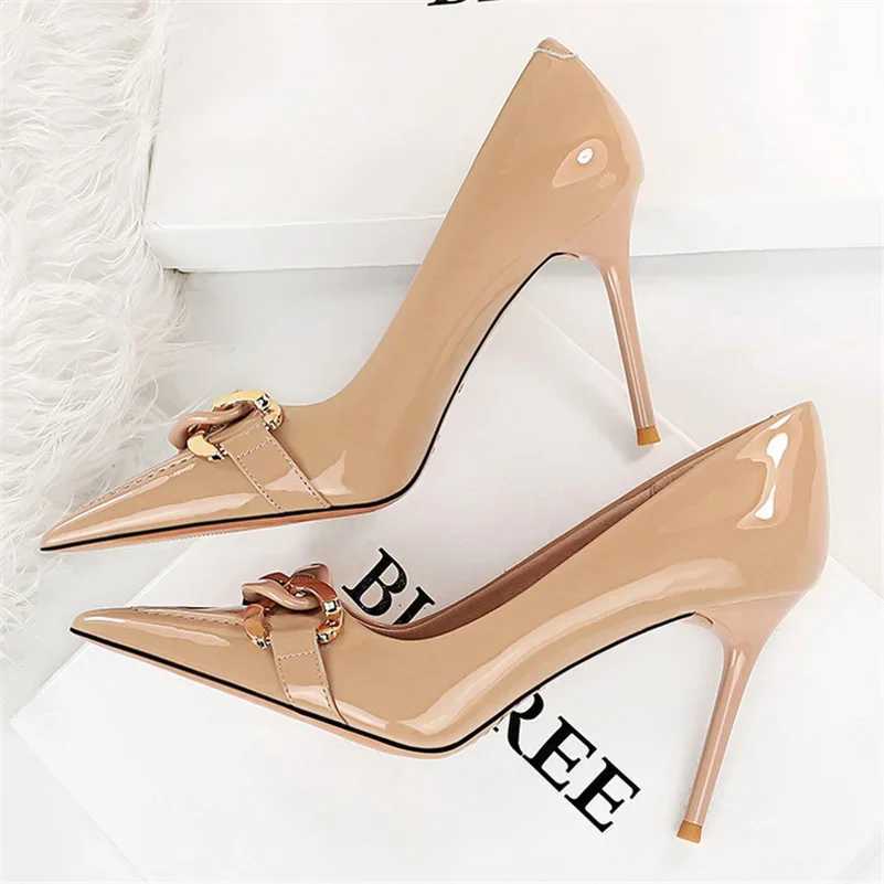 Wen Fetish 9.5cm High H Metal Chain Pump Wedding Bride Sexy Green Nude Stiletto Shoes Womens Scarf Smooth Leather Shoes Y250319
