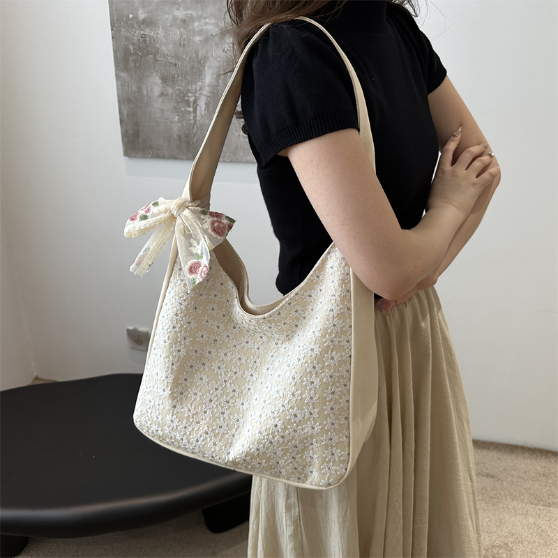 Women Floral Shoulder Bag Simple Tote Handbag Large Capacity Stylish Tote Purse with Ribbon Canvas Hobo Bag Outdoor Travel Bag