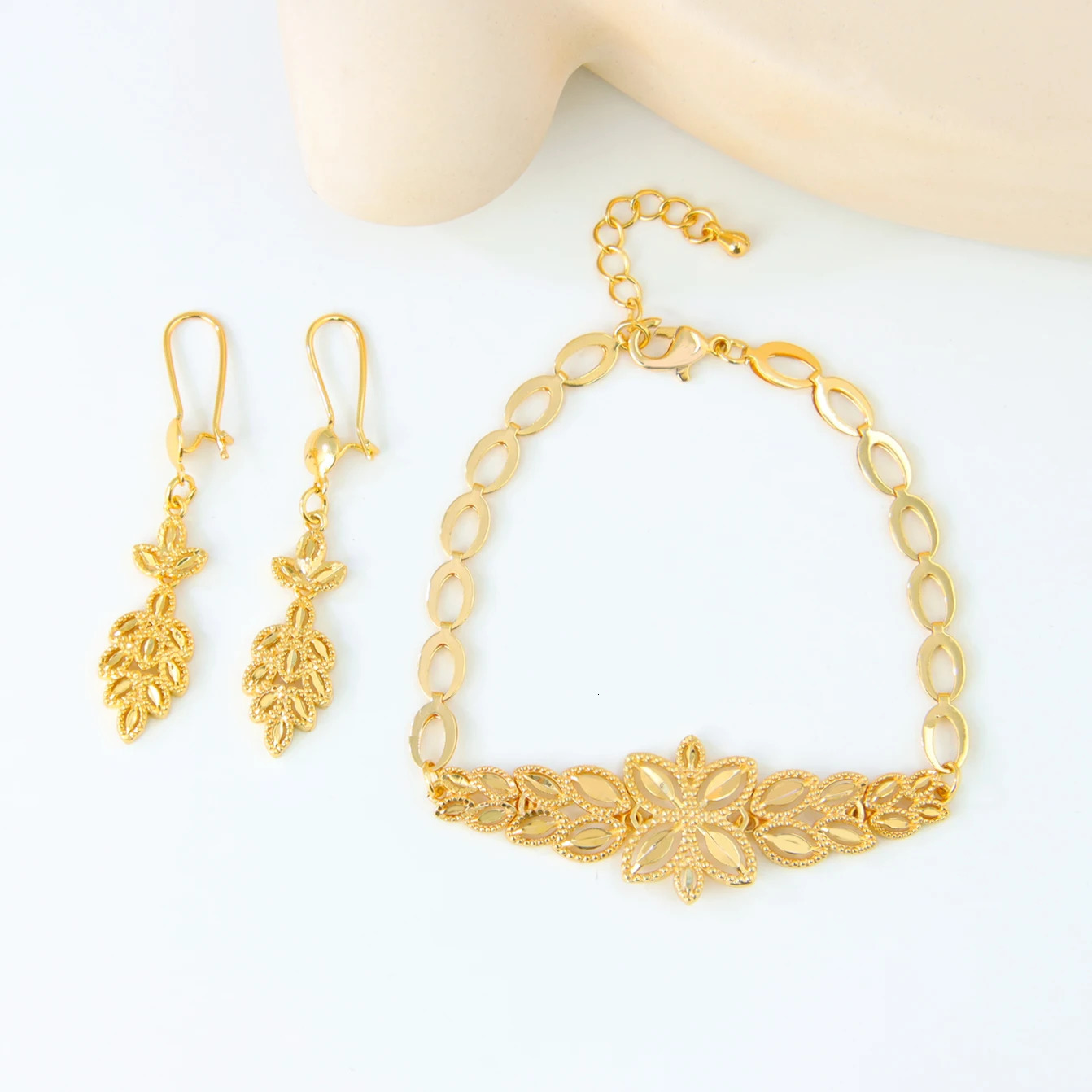 Dubai Wedding Jewelry Set 21k Gold Plated Arab Bridal Gold Necklace Bracelet Earrings Brazilian Women Vintage Jewelrys 241107