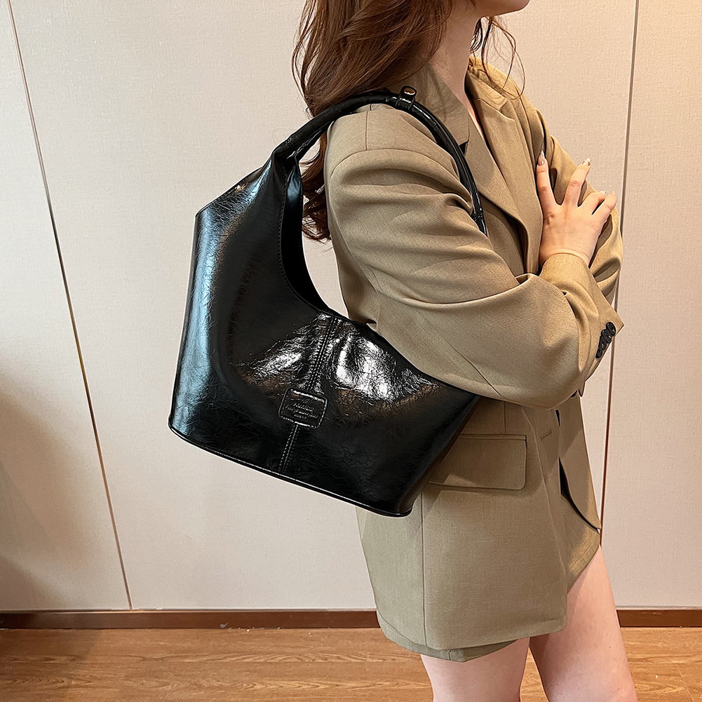 Underarm Bag for Women PU Leather with Inner Pocket Hobo Bag Solid Trendy Tote Bag Work Travel Bag