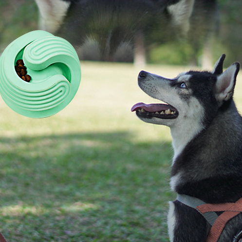 free shipping Mobius Rolling Play And Chew For Pets Treats Rubber Ball Toy Infinite Scrolling Dog Toys