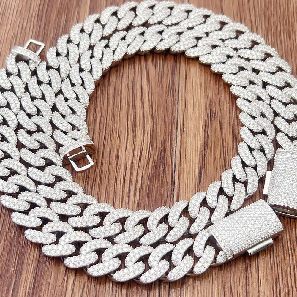 New High Quality Fashion Diamond Vvs Moissanite Baguette 925 Sterling Silver Cuban Link Chain