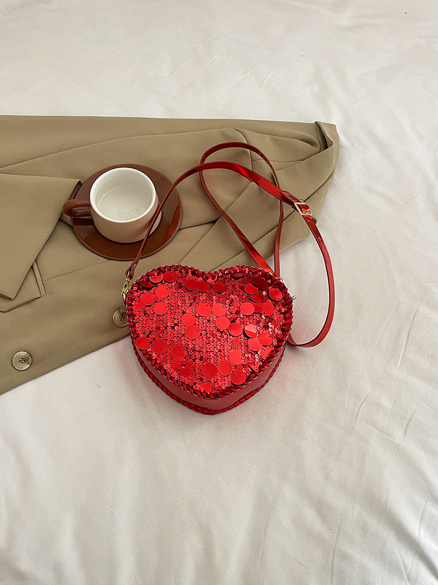 Heart Shape Sequin Crossbody Bag Glitter Satchel Crossbody Purse Bling Shoulder Purse for Women for Wedding Cocktail Party Prom