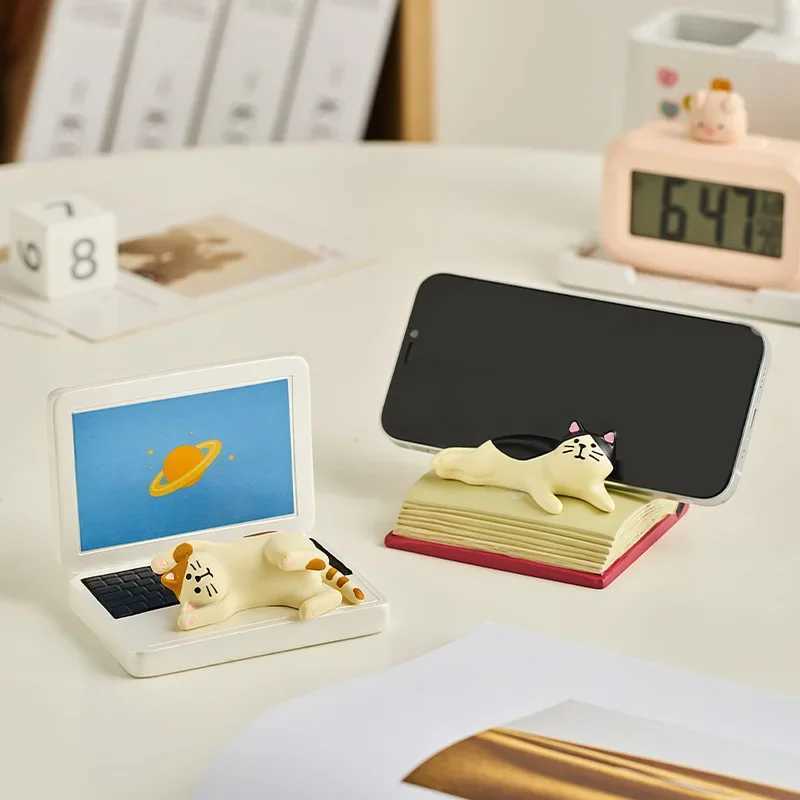 Cell Phone Mounts Holders Creative Resin Cat Phone Holder Universal Mobile Phone Stand Bracket Ornament Figurines Home Office Desktop Accessories Deco