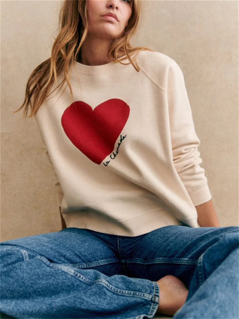 Womens heart-shaped printed sportswear spring item O-neck womens long sleeved womens 3-color loose zipper top 241108