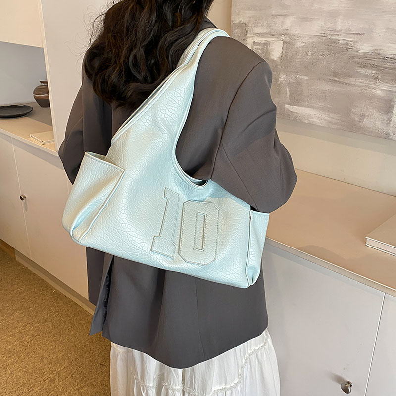 Luxury Designer Shoulder Bag Soft PU Leather Fashion Handbag Large Capacity Underarm Bag for Women Work Shopping Travel