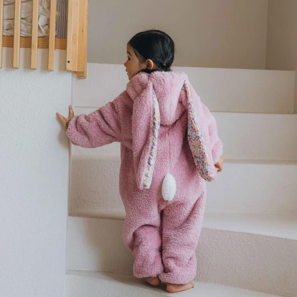 Rompers Autumn Winter Baby Girls Boys Rabbit Romper born One-piece Jumpsuit Hooded Pajamas Boys Plush Homewear Outfits Baby Costume 241107Y250119X0A7