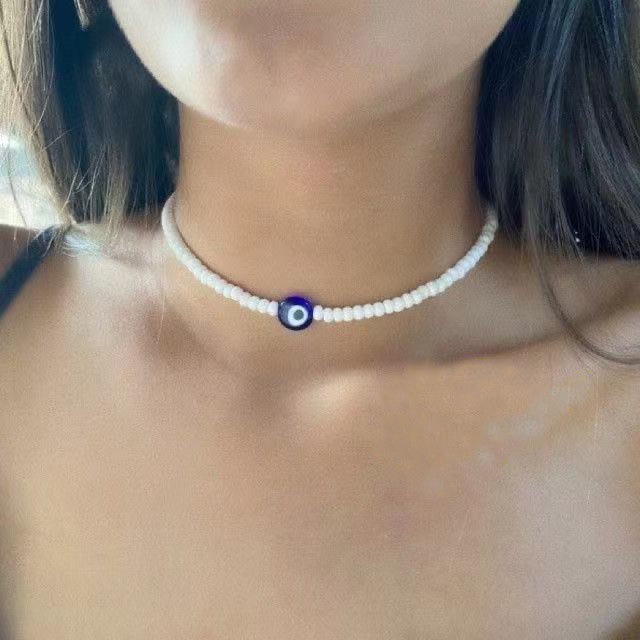 Cross Border Blue Eyed Imitation Pearl Necklace for European and American Women Punk Acrylic Jewelry Personalized Single-layer Woven Geometric Necklac