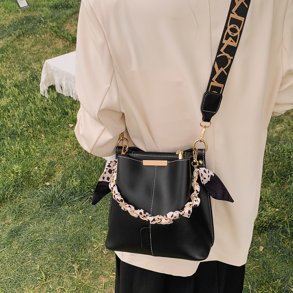 Luxury Chain Bucket Bag PU Leather Fashion Handbag Large Capacity Top Handle Bag with Wide Strap for Women