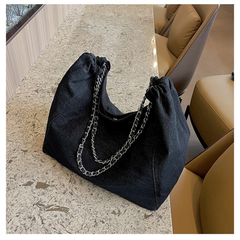 Fashion Denim Large-Capacity Women's 2024 New Versatile Casual Tote Student Class Shoulder Bag