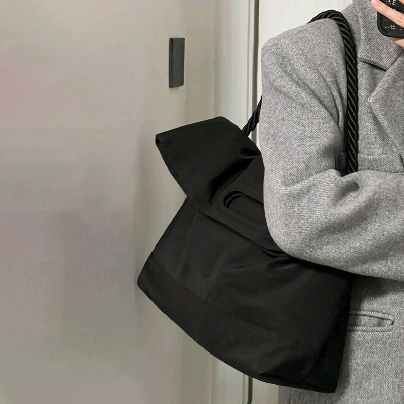 New Fashion Crossbody Bag For Women Versatile Postman Bag Commuter Tote Bag