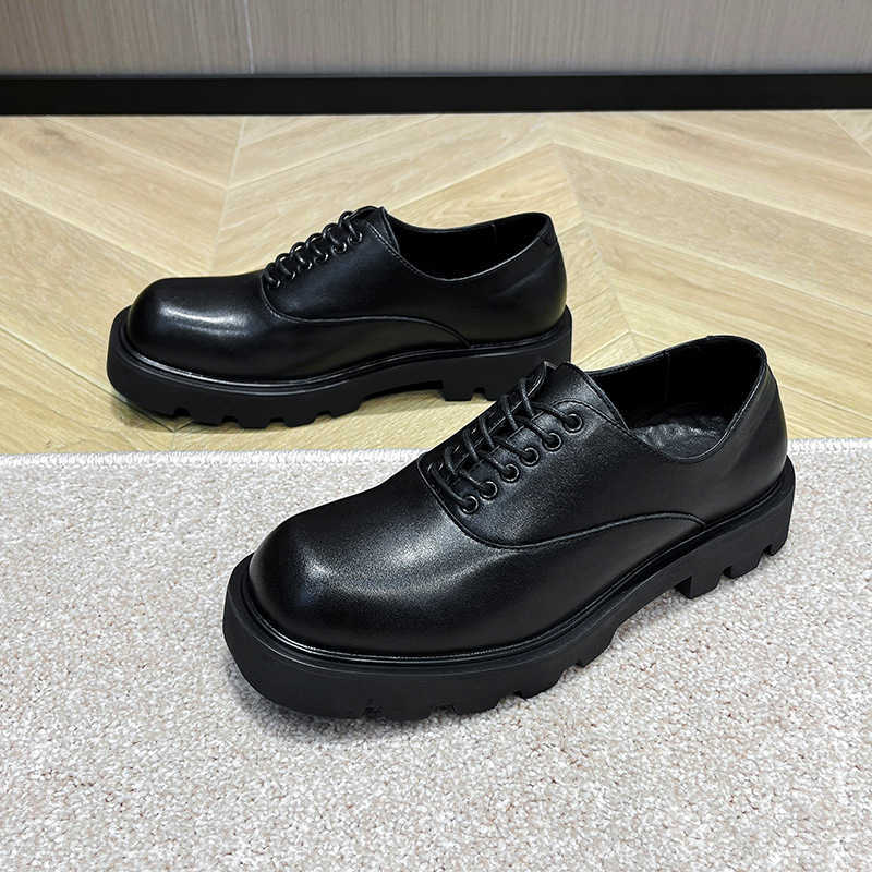 Men Dress Shoes Mens Casual Leather Shoes New Formal British Mens Shoes Thick Sole Dressing Shoes 241009