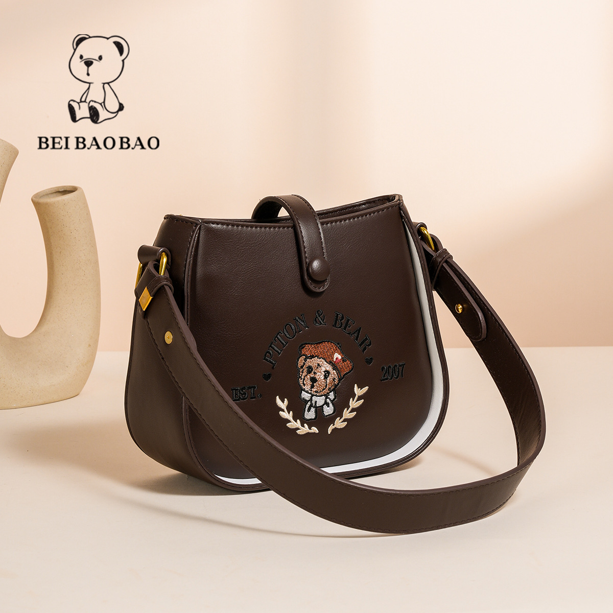 Beibaobao 2024 New Fashionable Trendy Single Shoulder Crossbody Bucket Casual Cartoon Bear Retro Texture Women's Bag