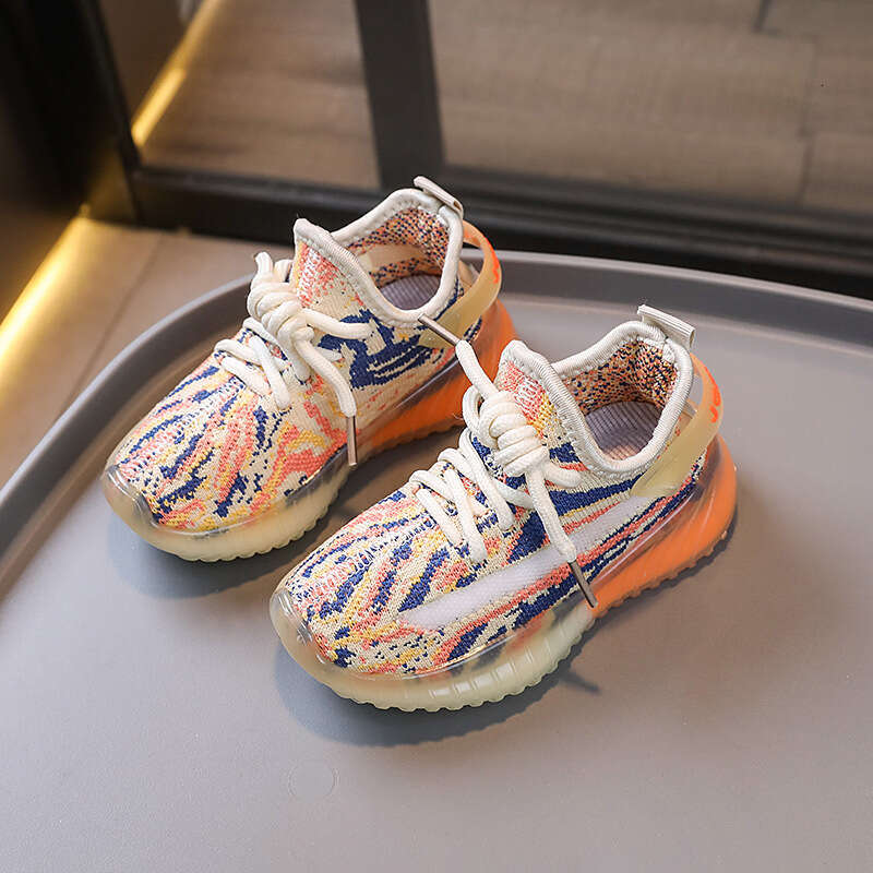 Children's Coconut 2024 Spring and Autumn Style Boys' Breathable Flyknit Mesh Women's Super Light Popcorn Sole Sports Shoes .