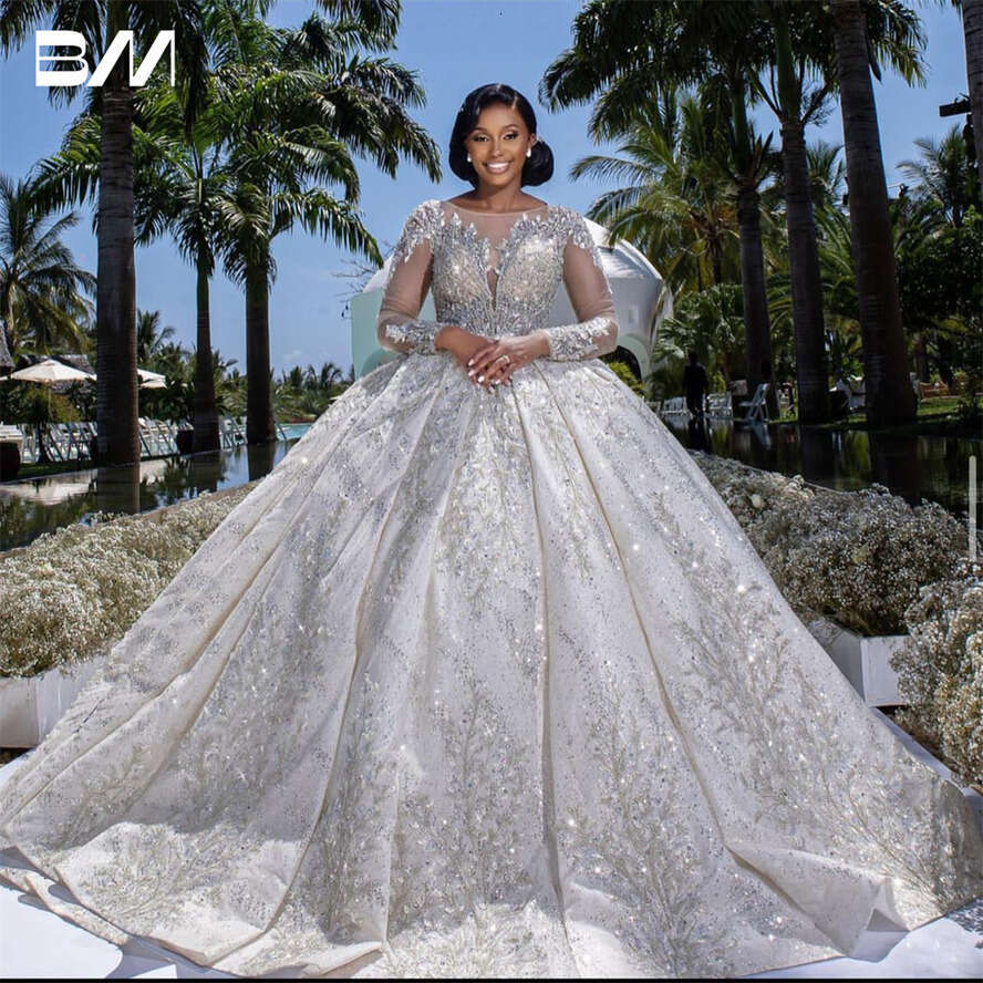 Sparkle Ball Wedding Dress Long Illusion Sleeve Scoop Neck Beaded Bride Dresses Arabic Bridal Gown Custom Made