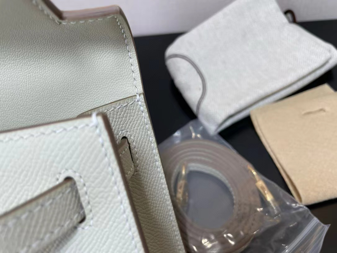 10A quality women purse Designer bag 19CM mini clutch Tote Gold Silver metal Handmade calfskin Luxury Handbag classic fashion Epsom leather Crossbody 