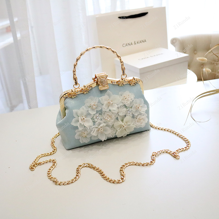 Foreign pearlescent three-dimensional jelly flower mouth gold bag autumn new trendy girl portable shoulder messenger bag