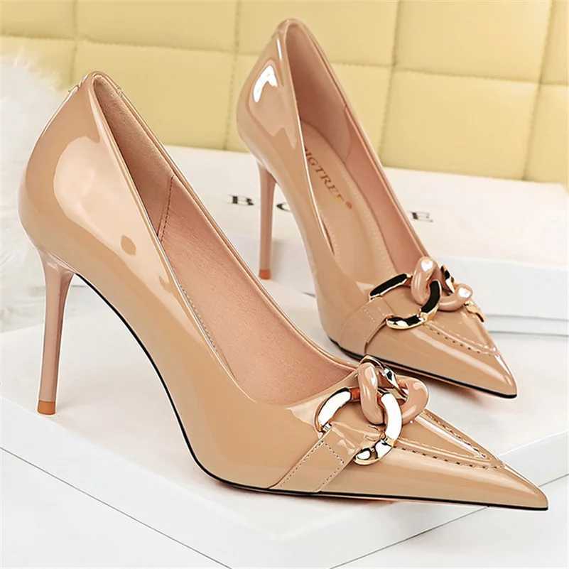 Wen Fetish 9.5cm High H Metal Chain Pump Wedding Bride Sexy Green Nude Stiletto Shoes Womens Scarf Smooth Leather Shoes Y250319