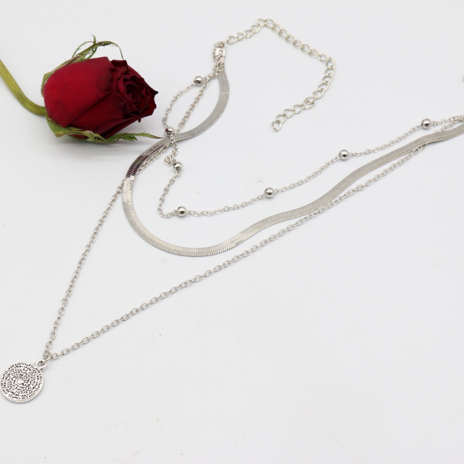 European and American Personalized Flat Snake Bone Multi-layer Necklace for Women Cross-border Fashion Trend Retro Printed Palm Alloy Simple Pendant