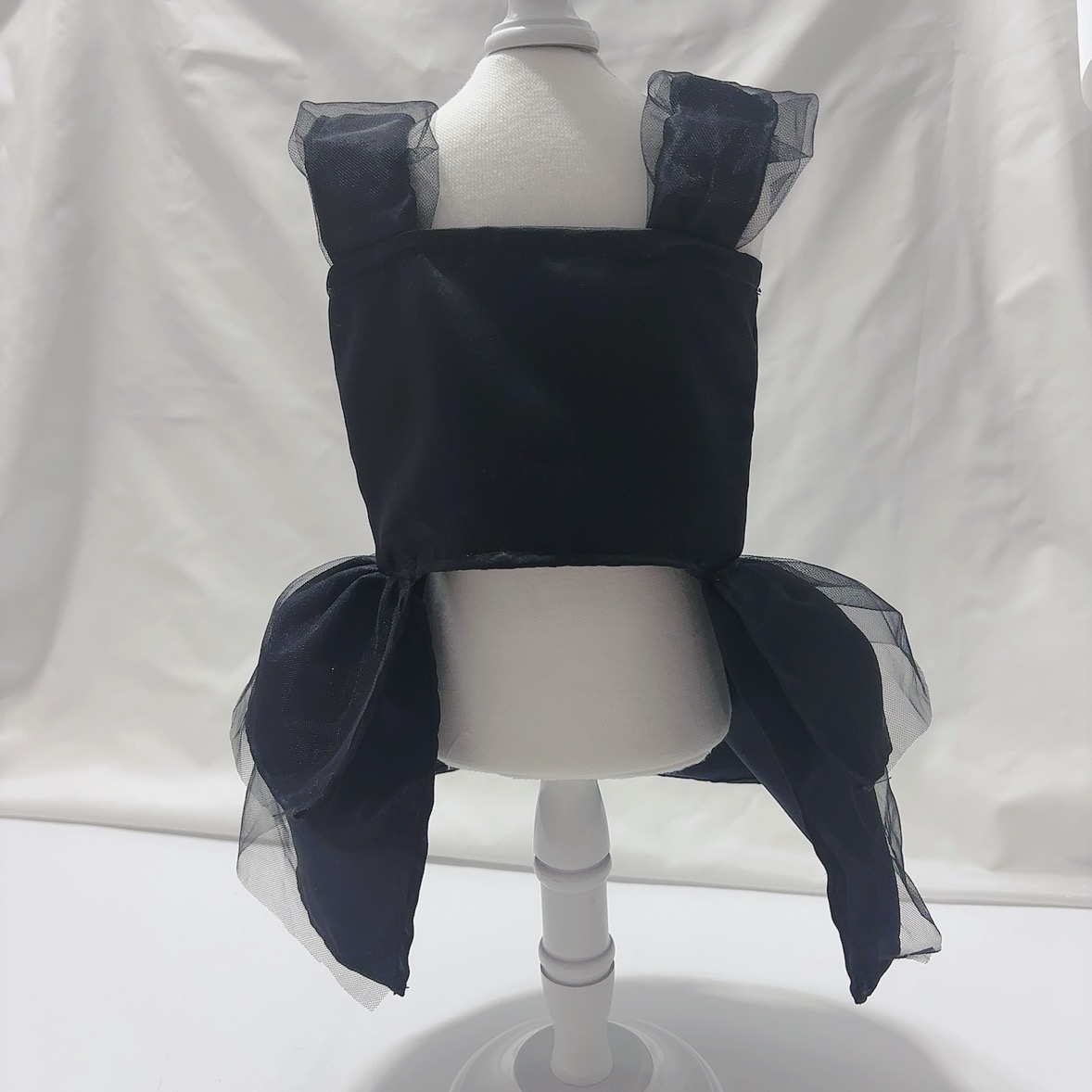 free shipping Dress Summer Apparel Girl Puppy Skirt Holiday Dog Clothes Outfit Metal Triangle Tulle Doggie Dresses for Small Dogs Cats Pet Apparel, Bl