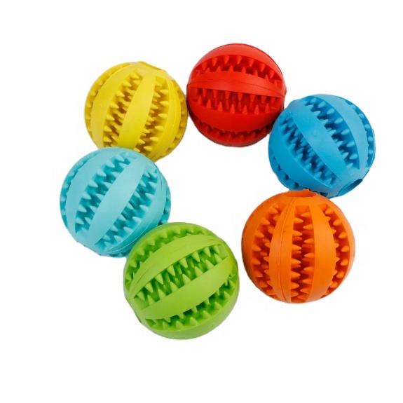 Wholesale sports balls food therapy feeders pet teeth cleaning toys dog chewing toys soft rubber balls