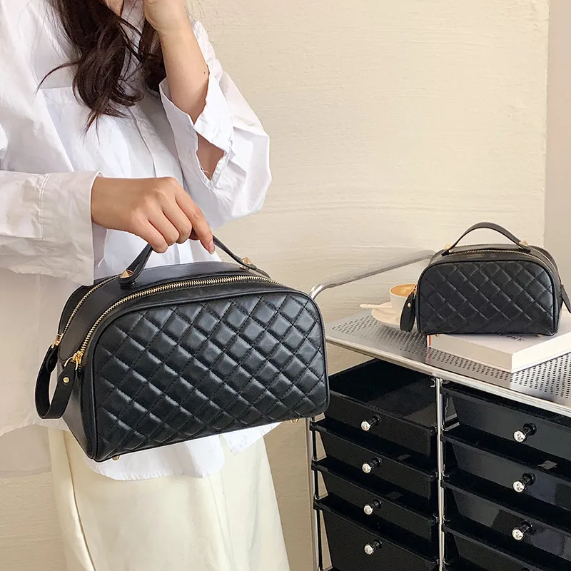 New Grid Makeup bag Leather Cosmetic Bag Women Large Travel Storage Bag Double Zipper Black Toiletry Designer Bag