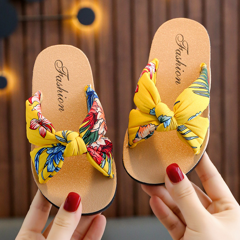 Girls Slippers Crkss Thick Sole Slipper Children Princess Fashionable Toddler Youth Outwear Sandal r02N#