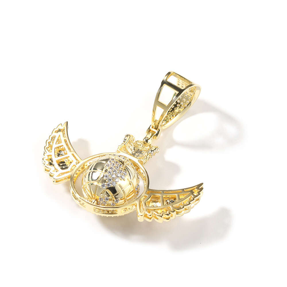 New Hiphop Rotating Globe Pendant Angel Wings Necklace Niche Design Hip-hop Style Earth Charm Trend Real Gold Iced Out Gemstone Rapper Collar Top Qual