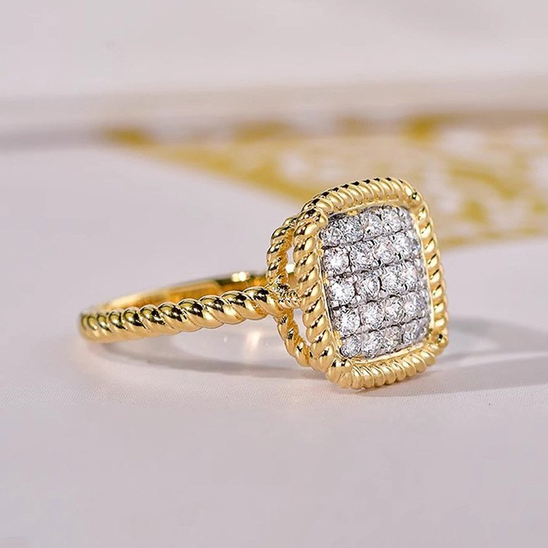Brand Wedding Rings Sweet Cute Simple Designer Fashion Jewelry 18K Gold Fill Elegant Pave White 5A Cubic Zircon Party Eternity Women Engagement Band R