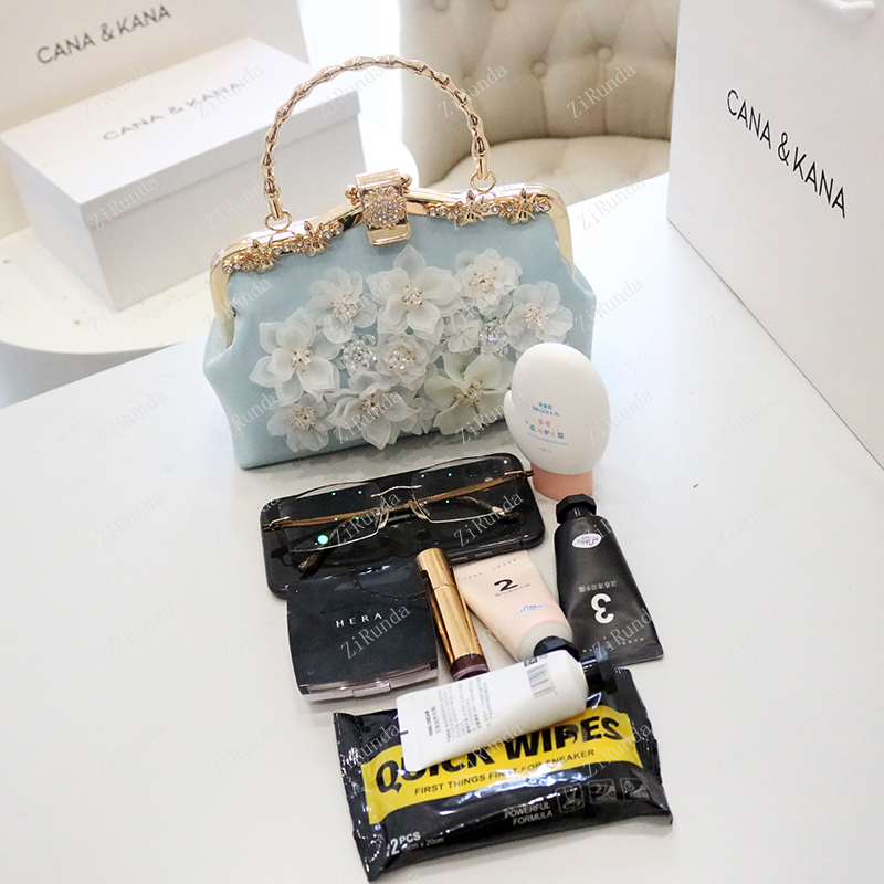 Foreign pearlescent three-dimensional jelly flower mouth gold bag autumn new trendy girl portable shoulder messenger bag