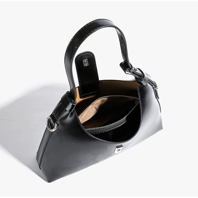 Retro Bucket Bag Simple Messenger Bag Large Capacity Luxury New Handbag Versatile Shoulder Bag Female Underarm Leather Bag