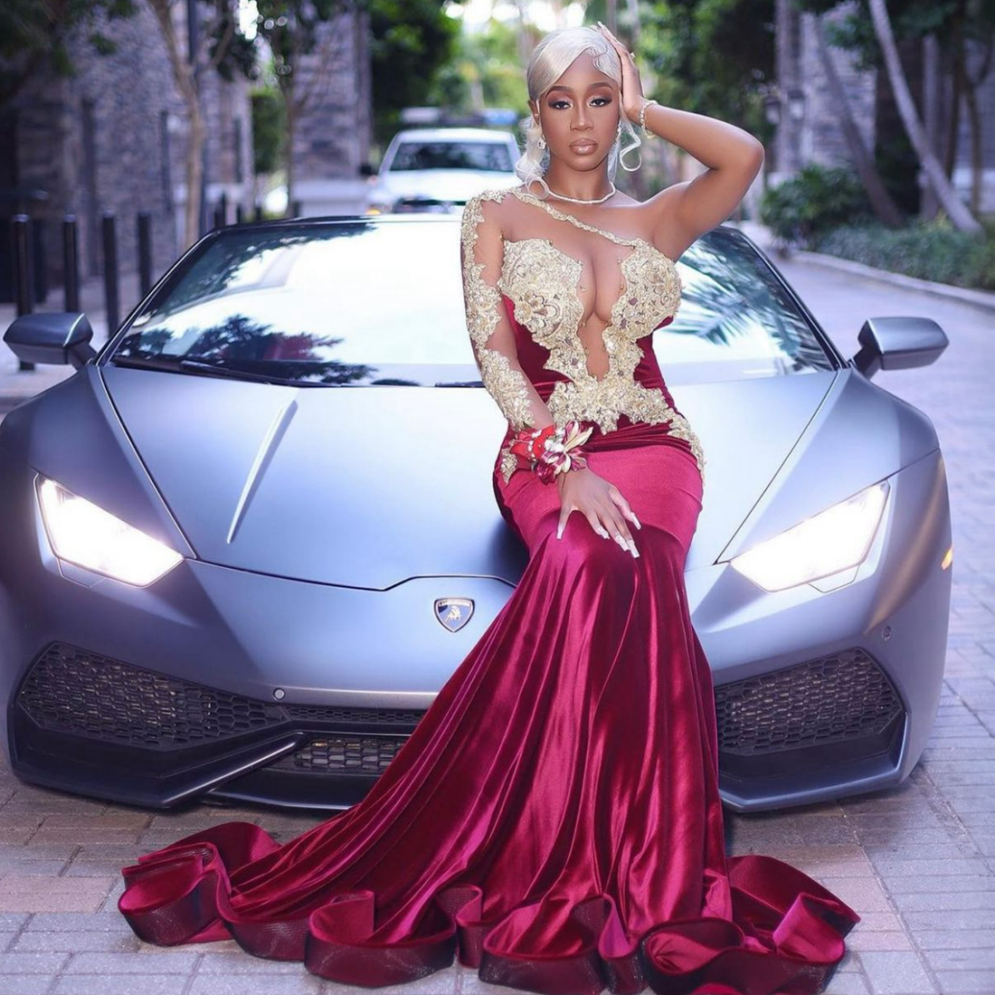 2024 Prom Dresses for Special Occasions One Shoulder Long Sleeves Illusion Evening Dresses Formal Gowns Beaded Lace Birthday Reception Dresses For Bla