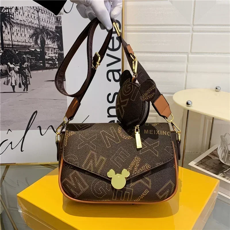 Luxury Style Designer Bag Fashion Shoulder Bag Spacious Crossbody Purse Large Capacity Women's Handbag Casual Bags Designer Inspired Elegant Leat