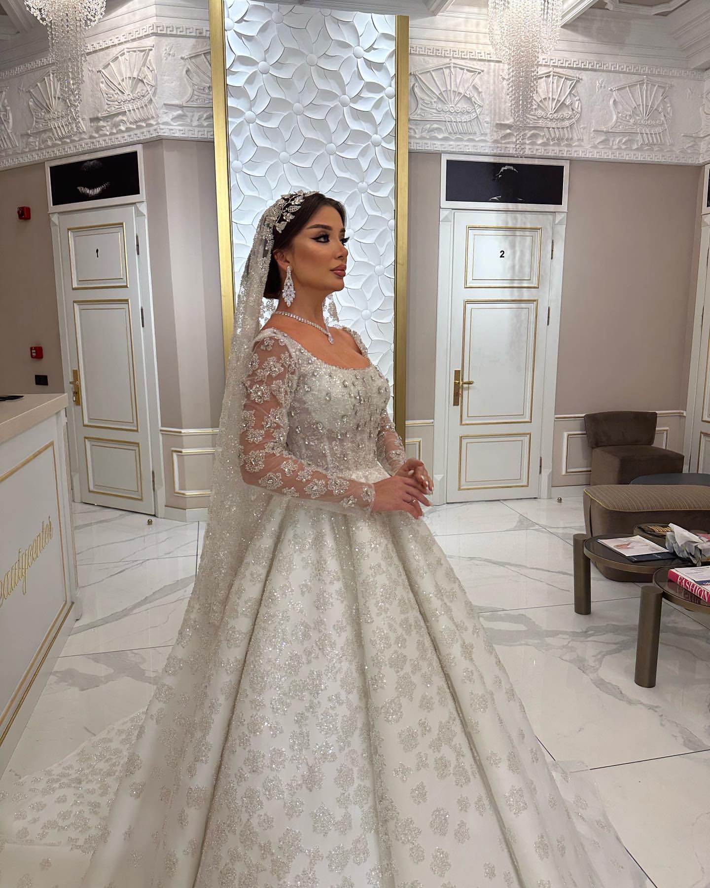Saudi arabic crystal ball gown Wedding Dress for bride illusion wedding dresses long sleeves ruffle Dubai r Bridal gowns plus size