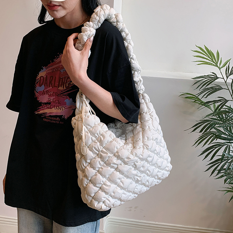 Quilted Tote Bag Puffer Shoulder Bag Large Padding Hobo Bag Lightweight Carryall Crossbody Bag for Women