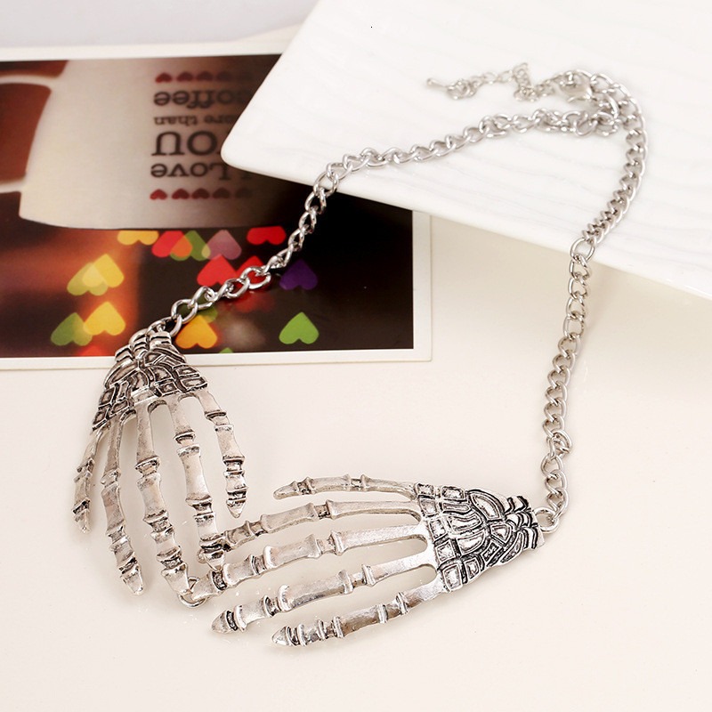 Hot Selling Halloween Skeleton Claw Necklace in Europe and America Cross Border Retro Exaggerated Punk Metal Accessories and Accessories