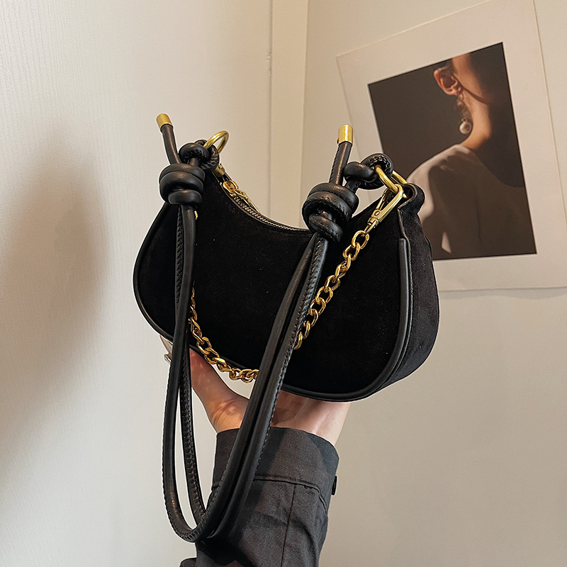 Women Suede Shoulder Bag Adjustable Strap Underarm Purse with Chain Zipper Closure Clutch Purse for Work Travel