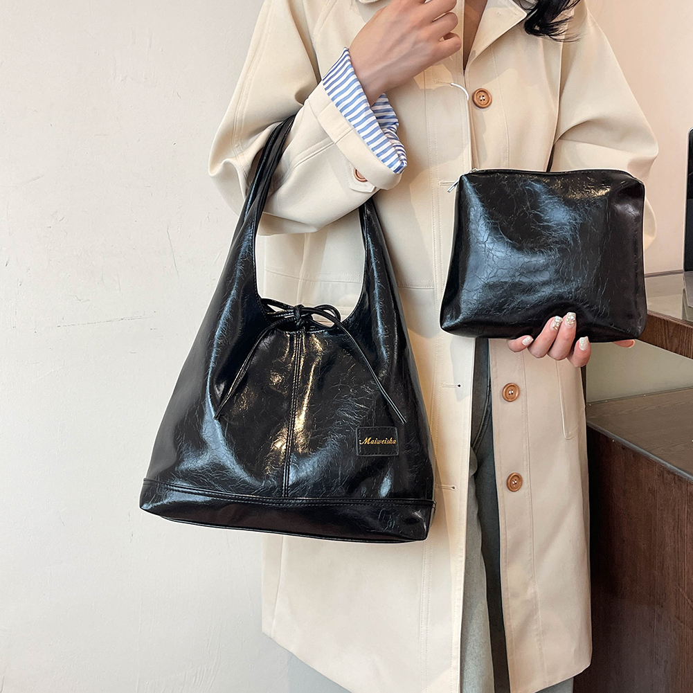Vintage PU Leather Shoulder Bag Large Capacity Simple Tote Handbag Soft Tote Bag Shopper Commuter Underarm Bag with Small Pouch