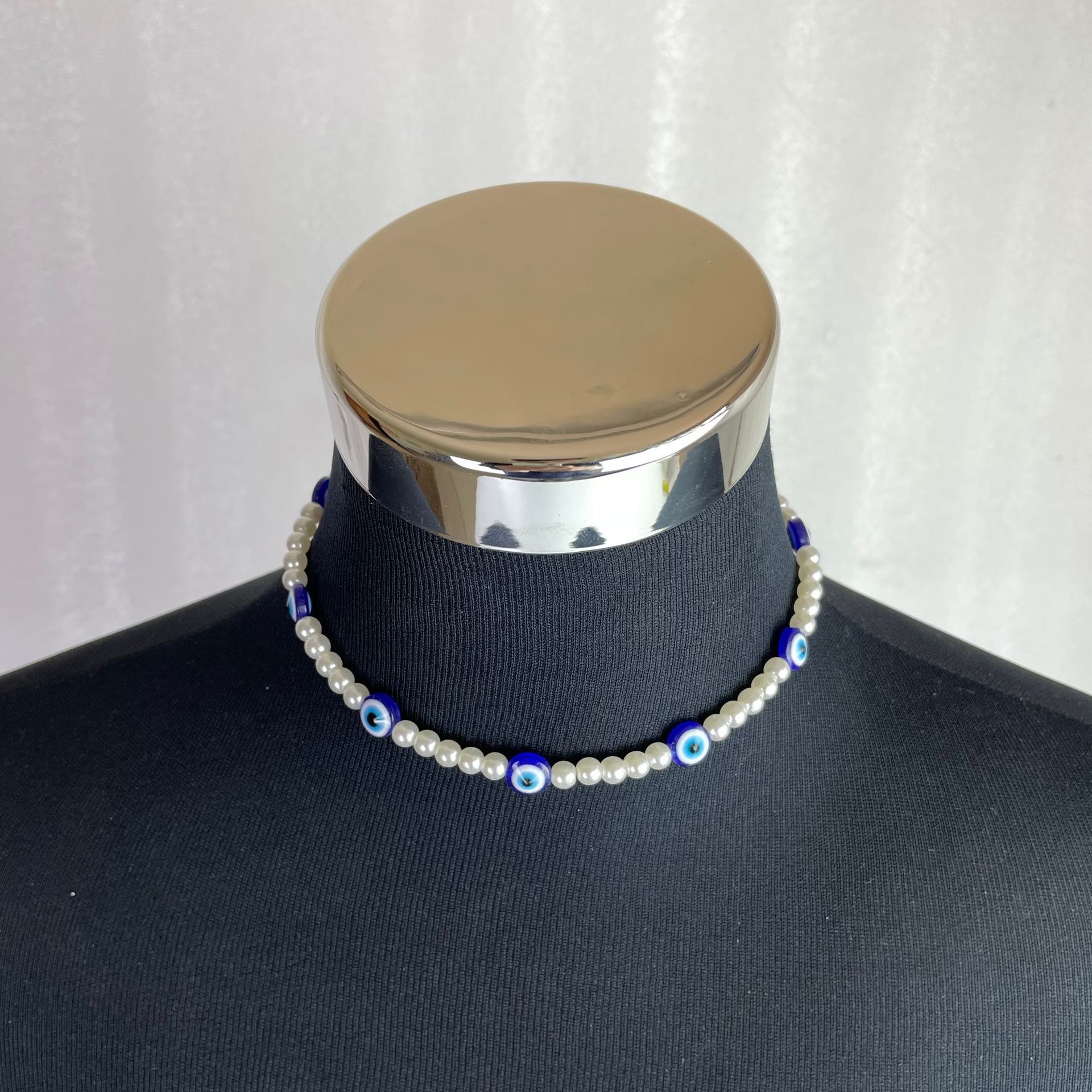 Cross Border Blue Eyed Imitation Pearl Necklace for European and American Women Punk Acrylic Jewelry Personalized Single-layer Woven Geometric Necklac