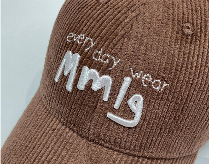 Free shipping New Designer Baseball caps hat Men Women fitted hats Luxury embroidered baseball cap Sun Hats Adjustable cap Z-2