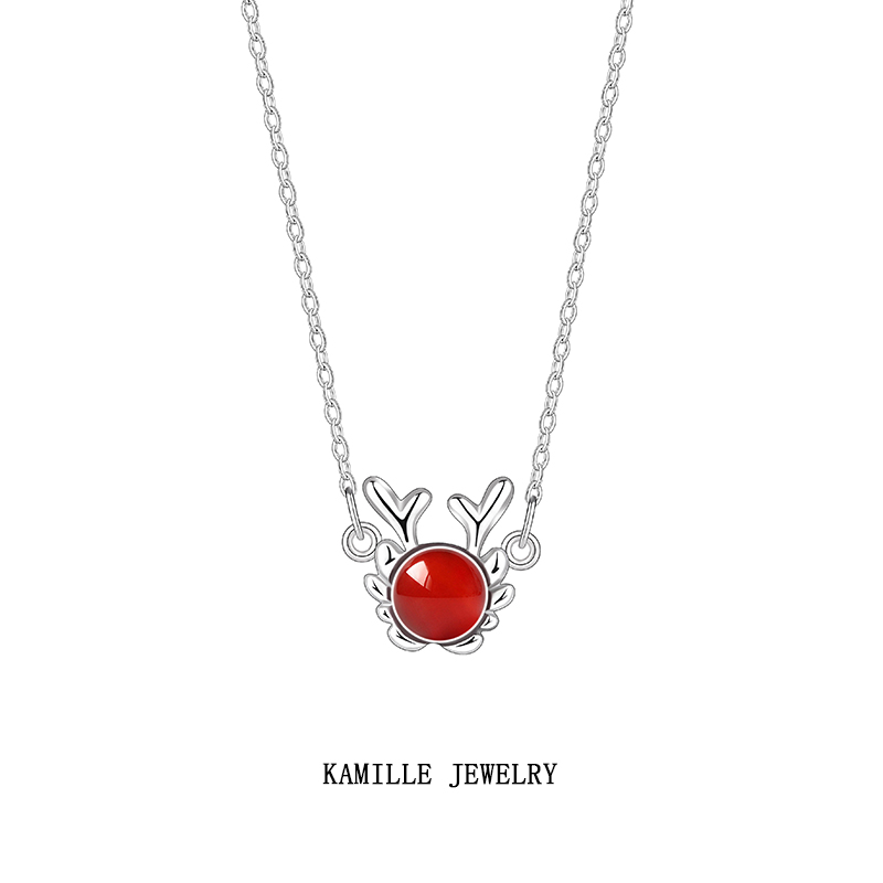 Women's Light Luxury Christmas Deer Head Pendant Necklace with Unique Design