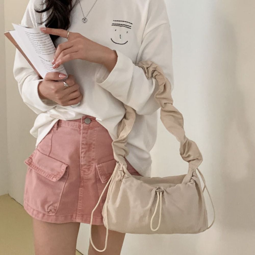 Vintage Drawstring Pleated Shoulder Bag Y2K Solid Color Cloud Crossbody Bag Balletcore Dumpling Bag Nylon Underarm Bag Girls