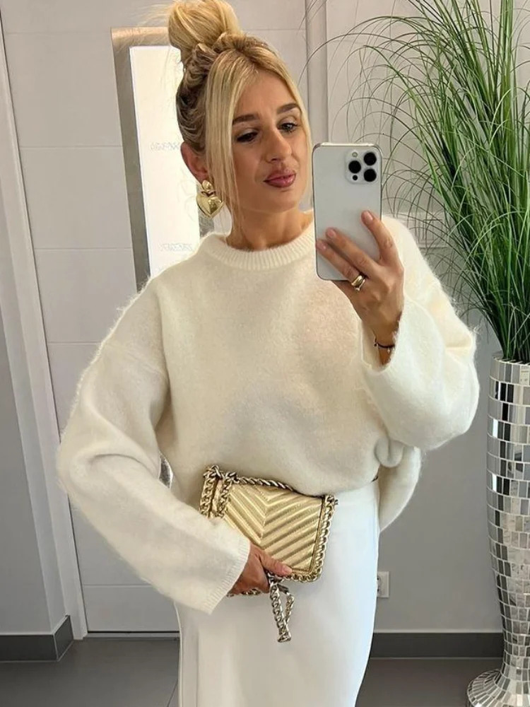 Chic O-neck Mohair Thick Knitted Sweater Women Casual White Loose Cashmere Pullover 2025lady Autumn Classic Daily Knitwear New