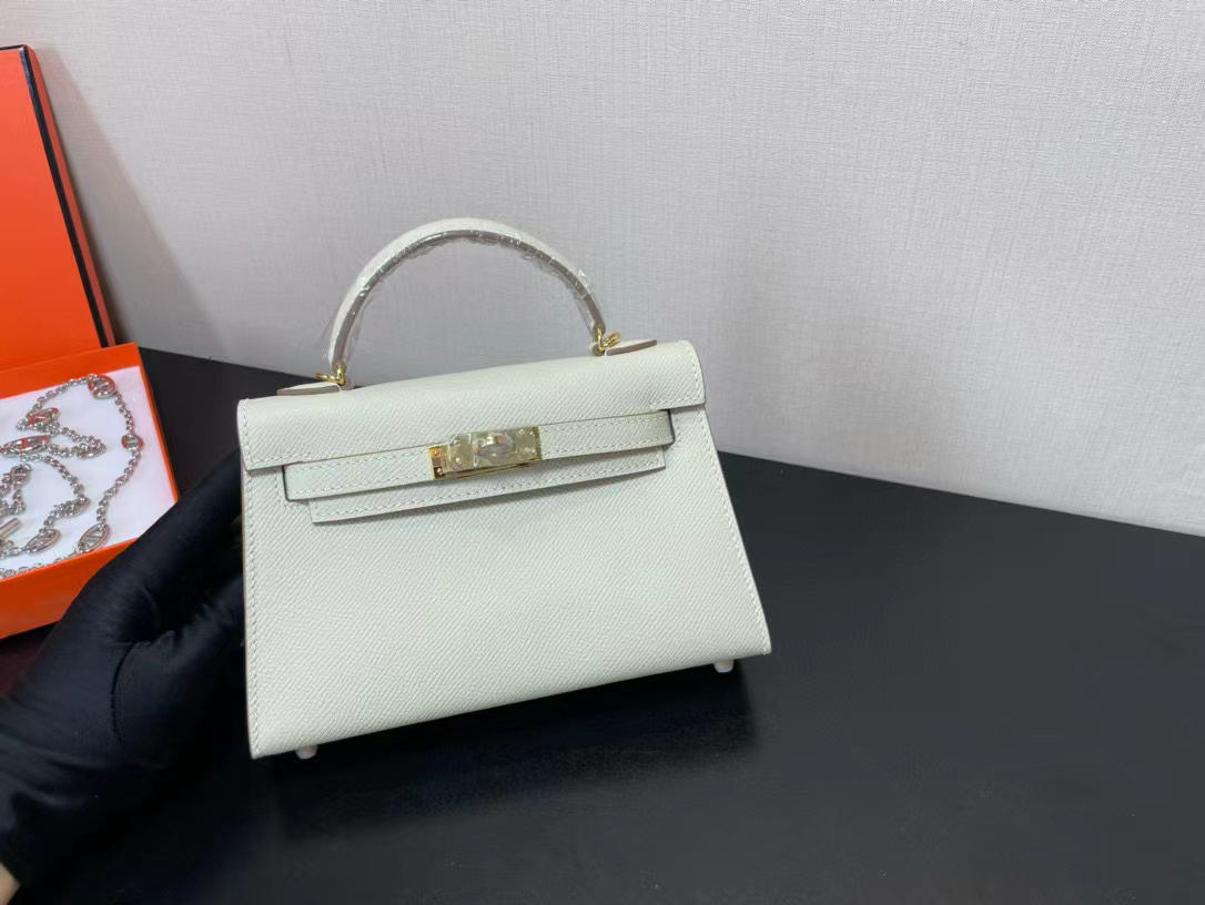 10A quality women purse Designer bag 19CM mini clutch Tote Gold Silver metal Handmade calfskin Luxury Handbag classic fashion Epsom leather Crossbody 