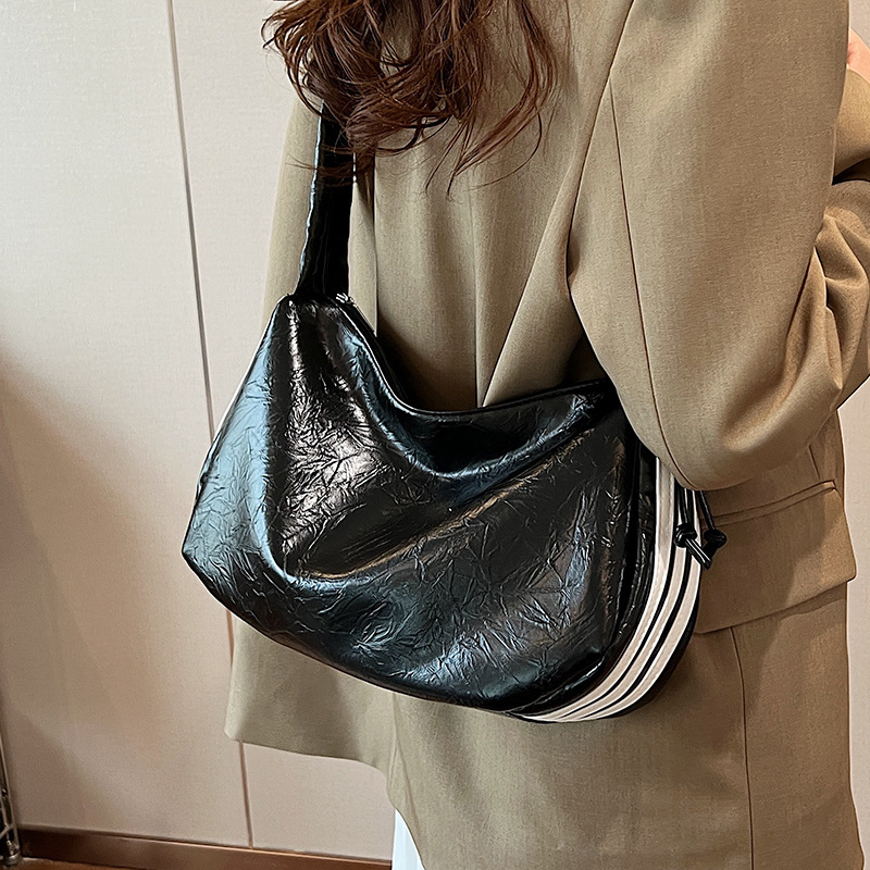 Brand Designer PU Leather Women's Shoulder Bag Retro Drawstring Crossbody Bag Pillow Handbag