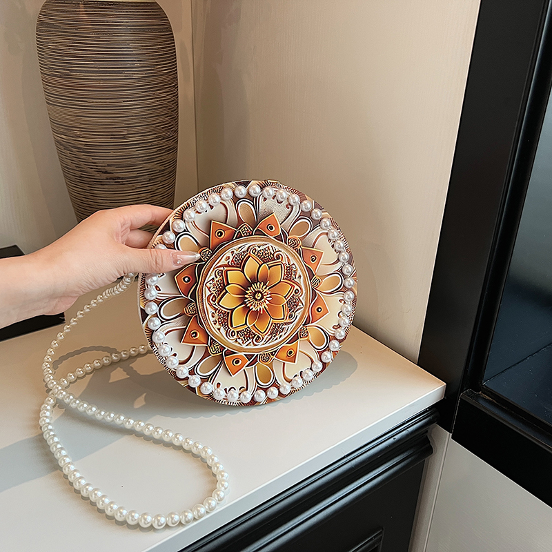 Cotton and Linen Shoulder Bag Fashion Designer Round Mobile Phone Pearl Bag Vacation Purse for Women Shopping Travel