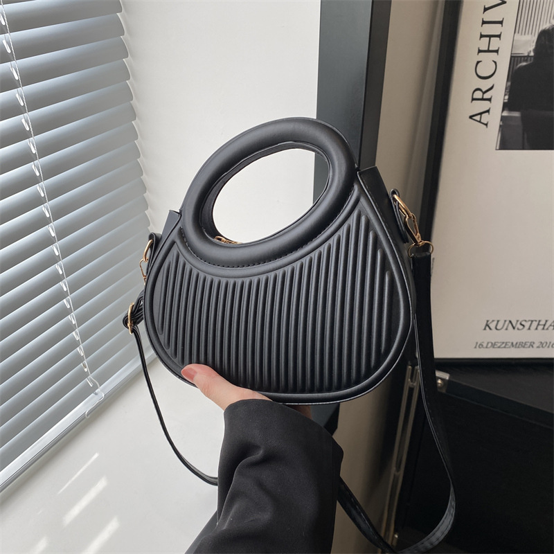 Women's Pleated Personalized Trendy Simple Commuting Crossbody Bag Free Shipping.