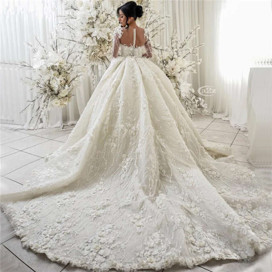 Lace Appliques Wedding White Fashion Sweetheart Wers Ball Gowns Gorgeous Court Train Beads Bridal Dresses