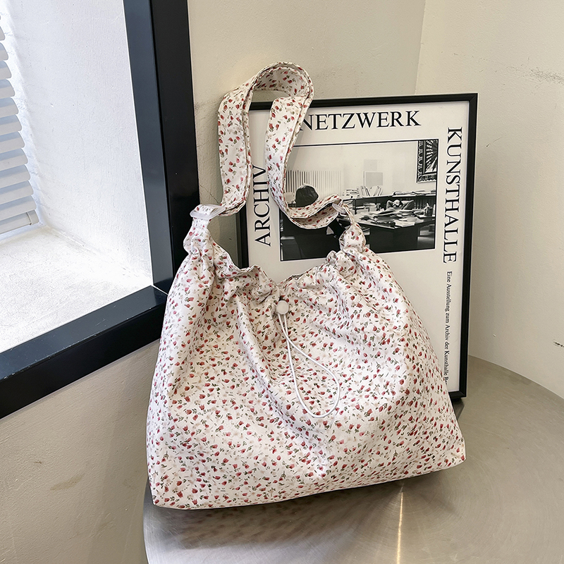 Women Fashion Shoulder Bag Large Capacity Drawstring Floral Crossbody Bag Adjustable Strap Simple Sling Bag Daily Commuting Bag