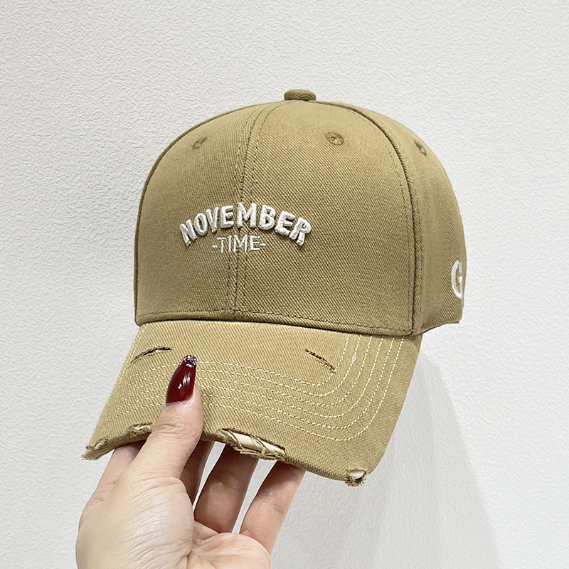 Free shipping New Designer Baseball caps hat Men Women fitted hats Luxury embroidered baseball cap Sun Hats Adjustable cap C-5